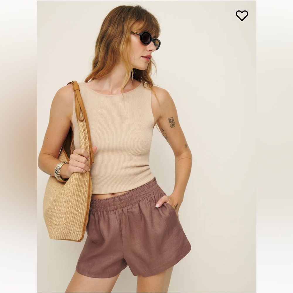Reformation Mila Linen Short in Mink